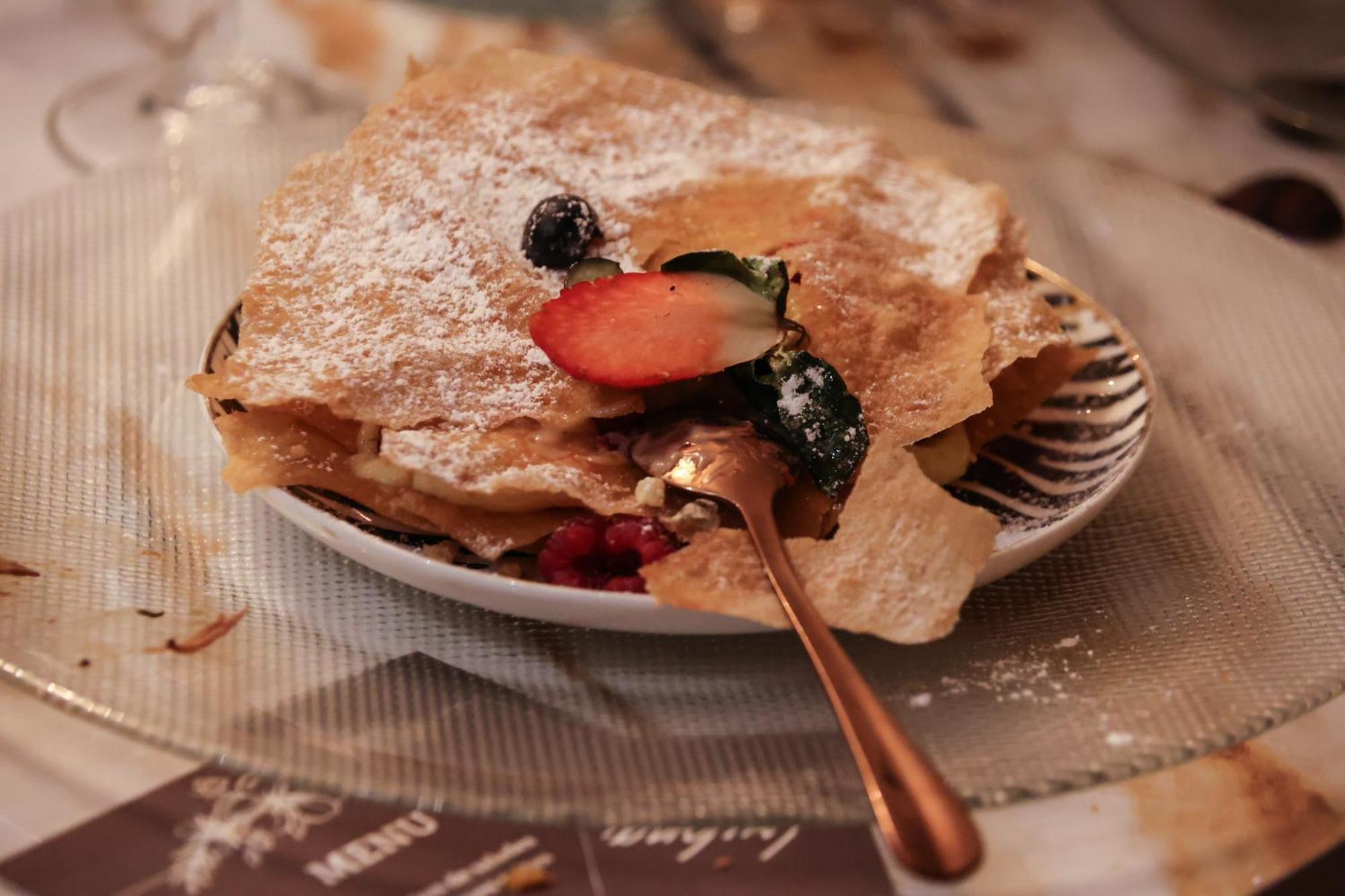 Hotel Prestige Agadir Boutique & Spa Luaran gambar Meringue with fruit