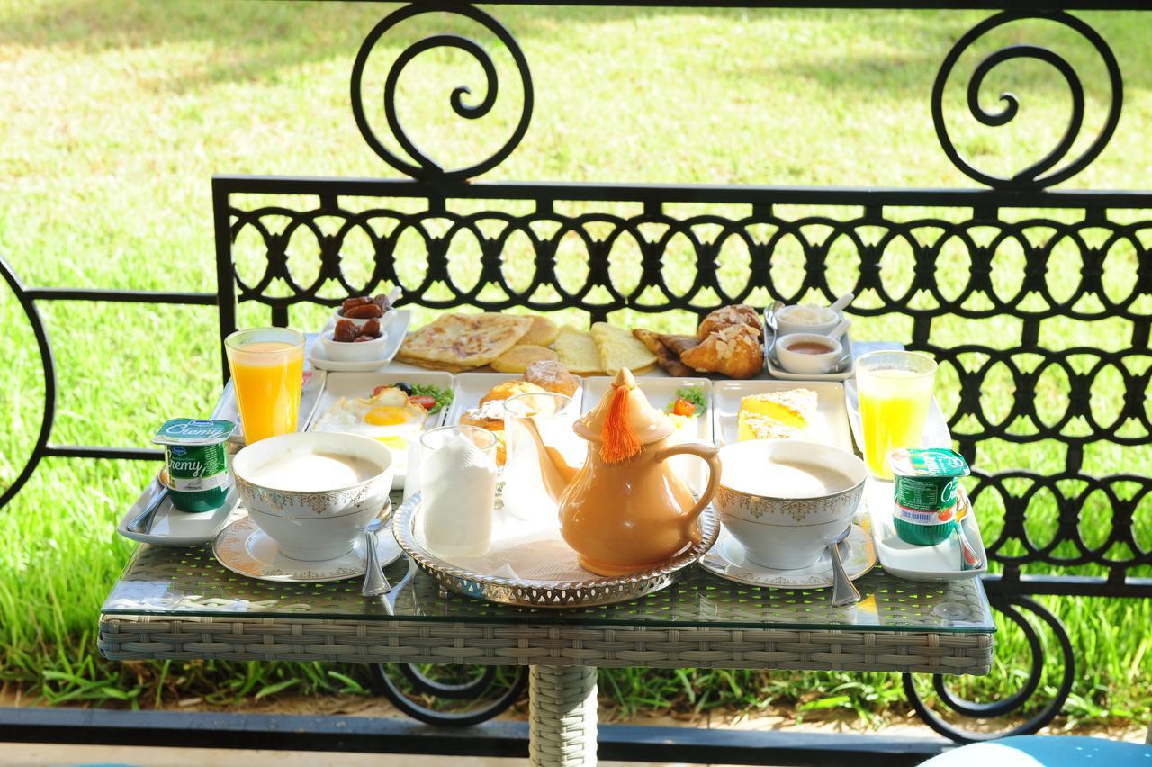 Hotel Prestige Agadir Boutique & Spa Luaran gambar A typical breakfast